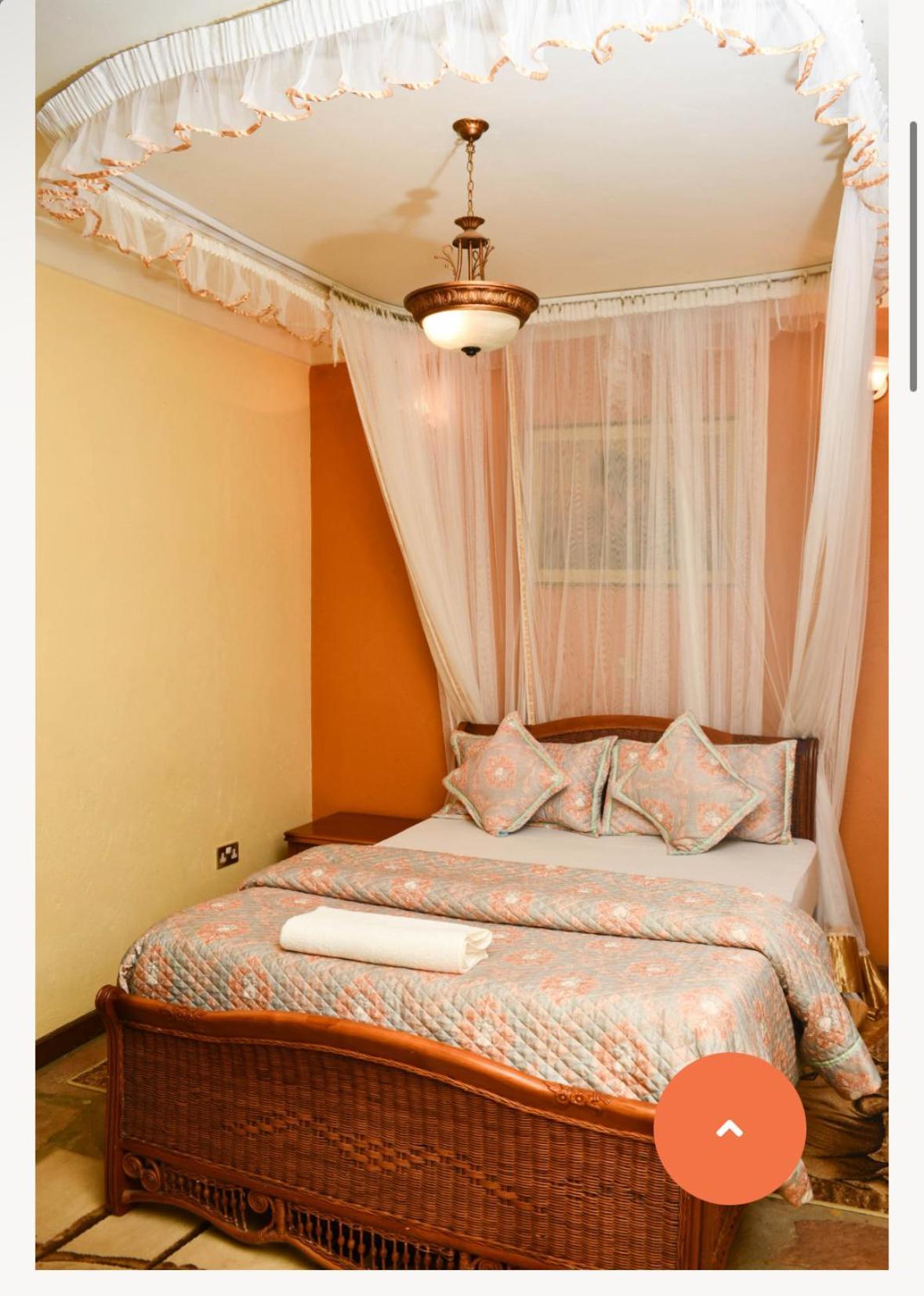 Country Lake Resort Garuga عنتيبي المظهر الخارجي الصورة